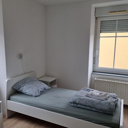 Le Tournesol, Appartement T1 Bis Hericourt  Buitenkant foto