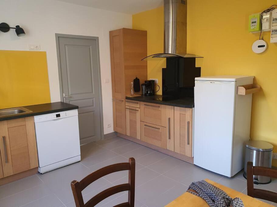 Le Tournesol, Appartement T1 Bis Hericourt  Buitenkant foto
